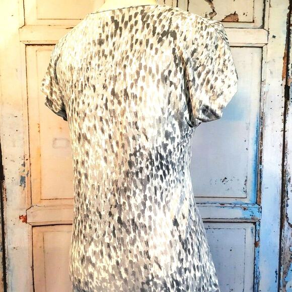 Chaus Knit Top Size S Gray Twist V Neckline Soft Abstract Design Classic Beauty - Picture 5 of 8